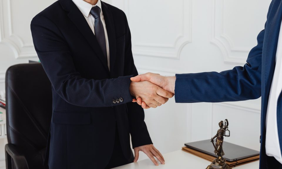 Cumplir con la Norma UNE-EN ISO 140-4/1999